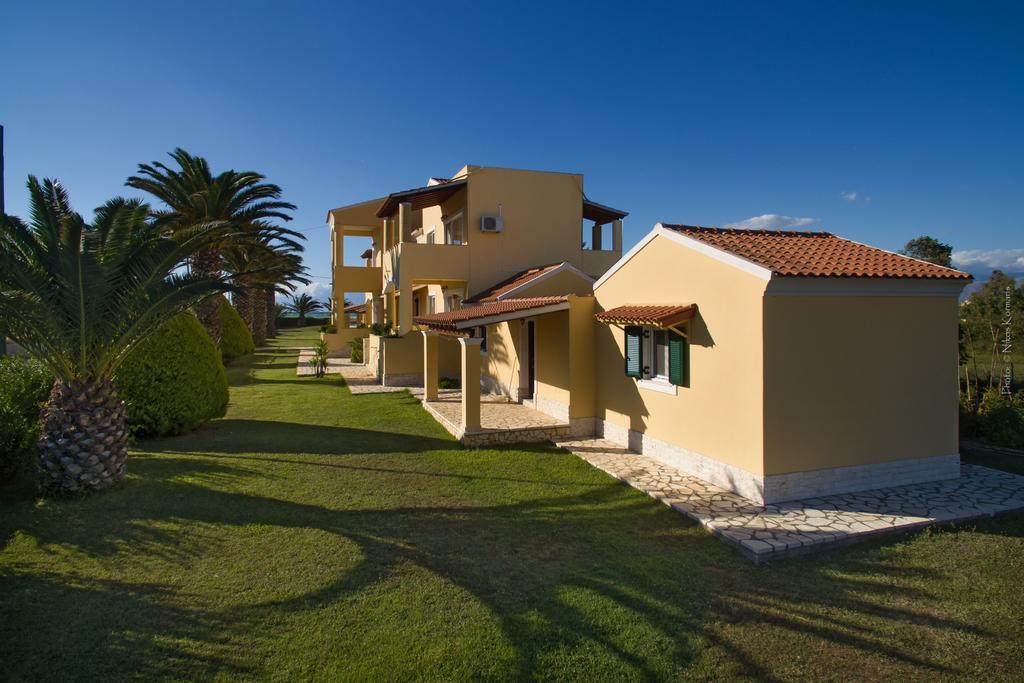 Residence Vista Del Mare Akharávi Eksteriør bilde